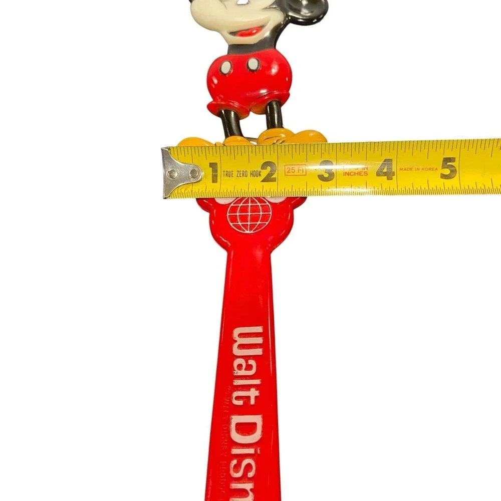 Vintage Walt Disney World Back Scratcher Mickey Mouse Arms Up Classic